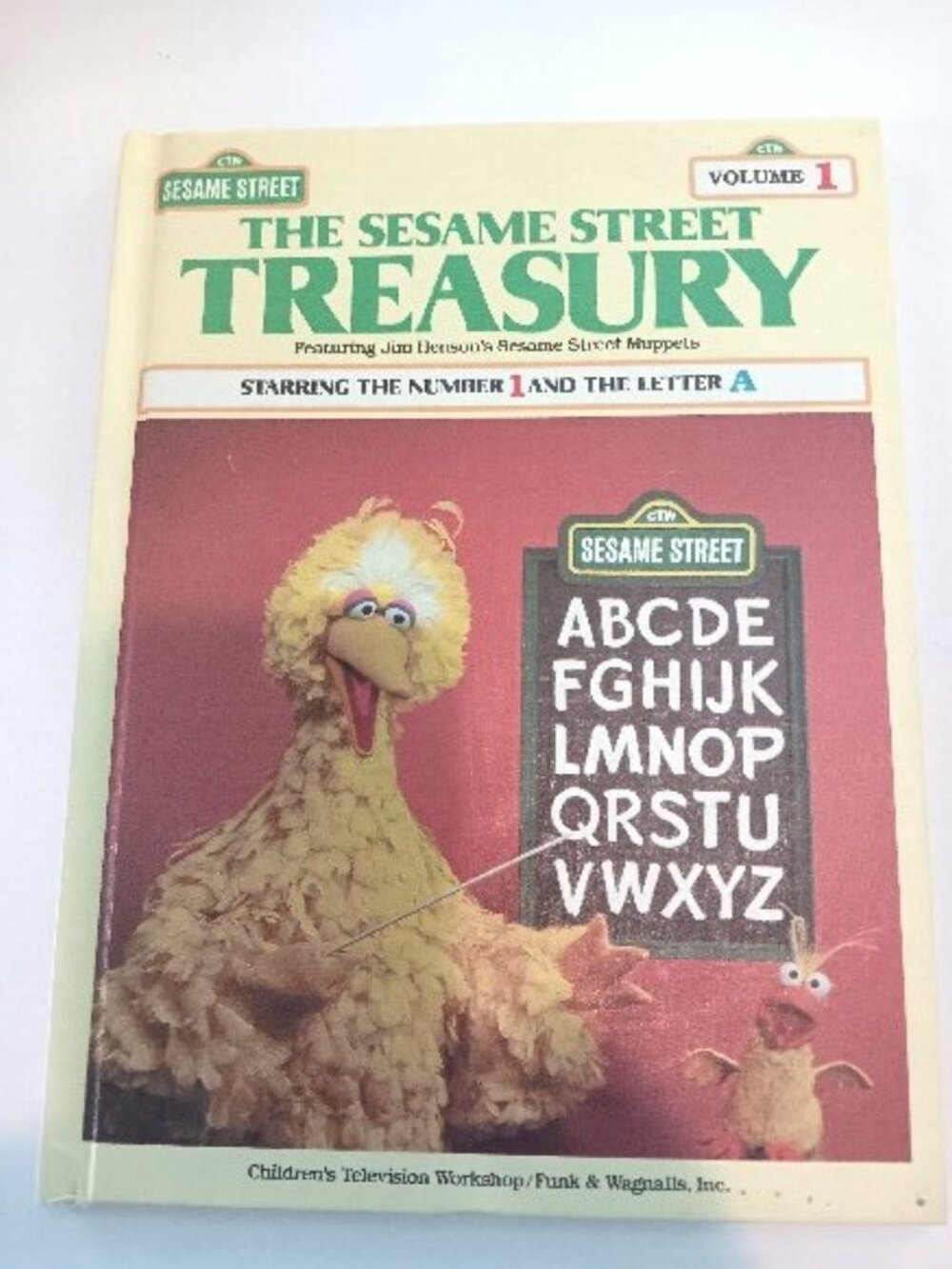 Vintage Collectible Sesame Street - The Sesame Street Treasury - Volume 1